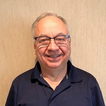 DAN MacARTHUR