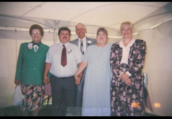 Debbie Harris was my Aunt . In this photo is. My grandmother Doris Arnott (passed away) my grandfather Roger Harris ( passed away) my dad Dave arnott ( passed away. MY mother Sherry Harris Arnott. In blue ( passed away. And My Aunt Debbie. This photo was 