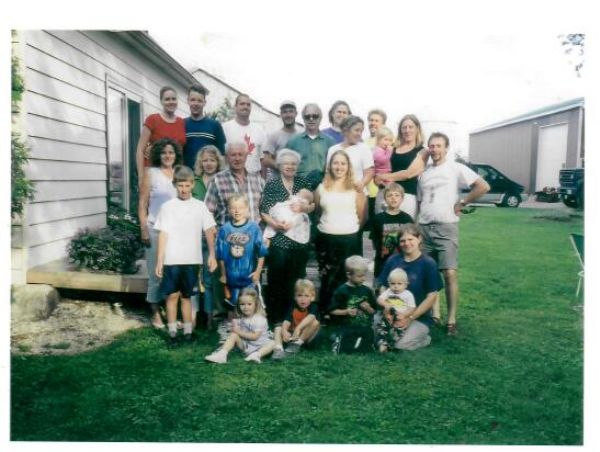 489-Beilke-family-Dads-80th-1.jpeg